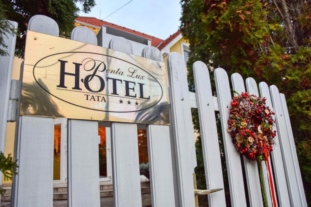 Hotel Penta Lux Tata Exterior photo
